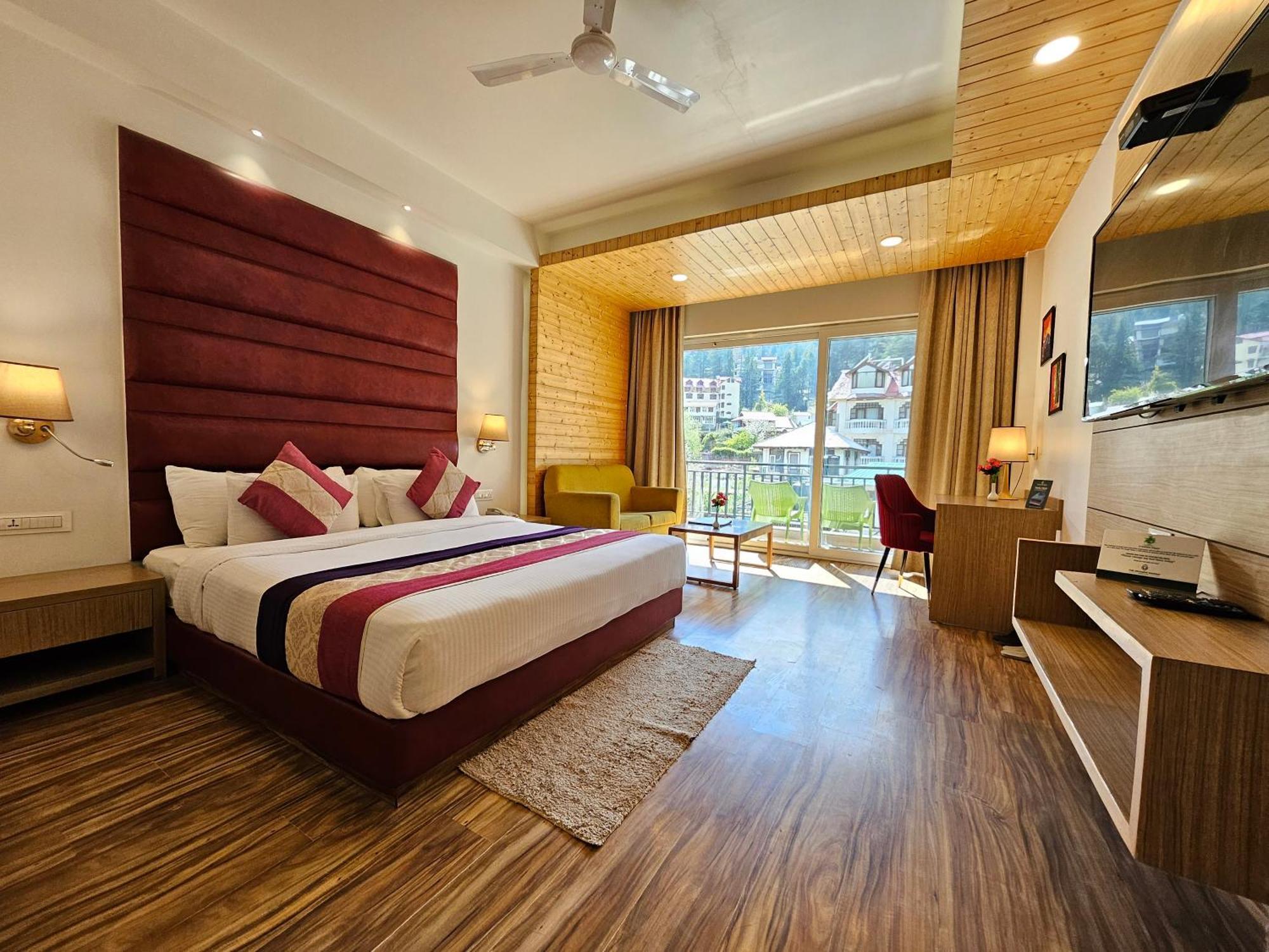 The Orchard Greens Resort - A Centrally Heated Property Manāli Eksteriør bilde