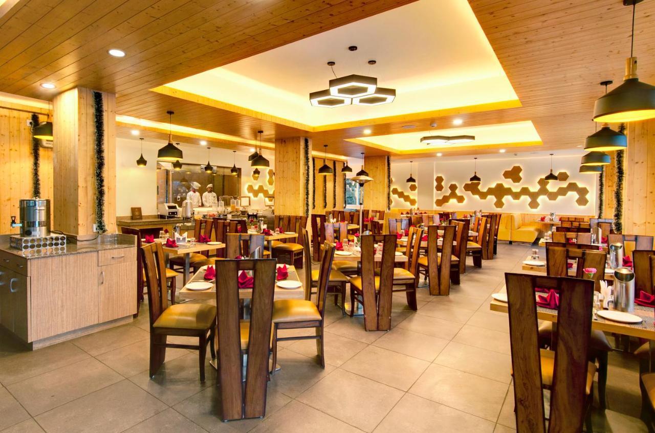 The Orchard Greens Resort - A Centrally Heated Property Manāli Eksteriør bilde