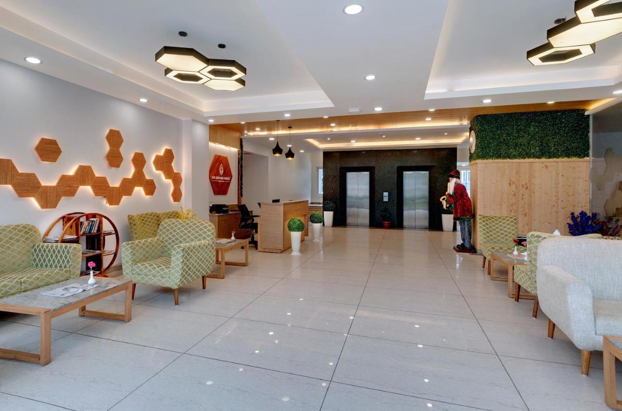 The Orchard Greens Resort - A Centrally Heated Property Manāli Eksteriør bilde